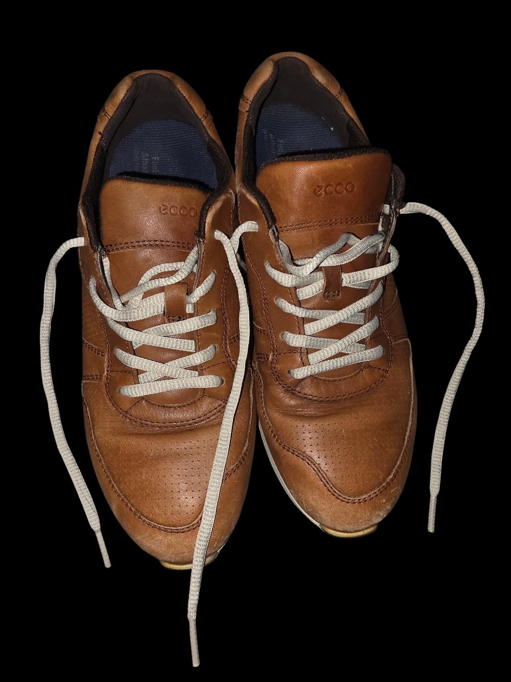 4/9/13. Ecco Brown Leather Men's Casual Sneakers with White Laces